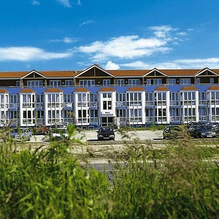 Apartment In Cuxhaven With A Shared Pool Exterior foto